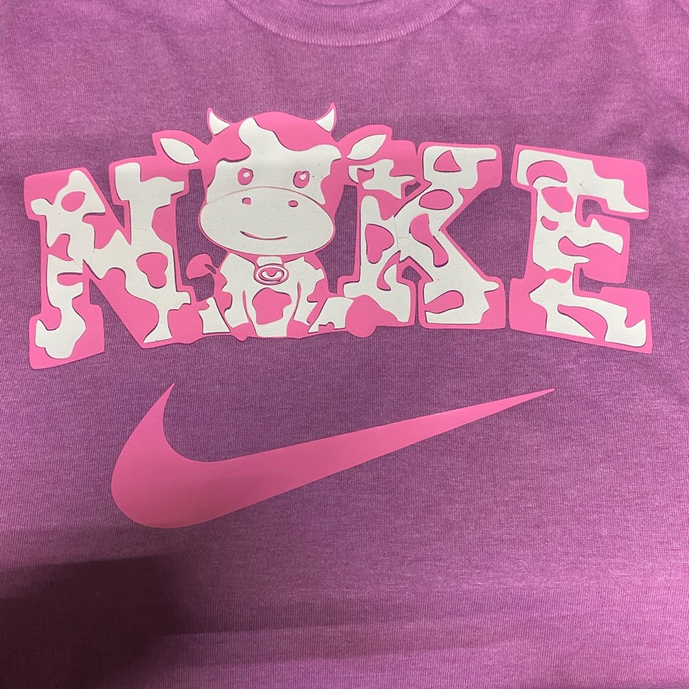 "Nike Cute Cow" Gildan Graphic Tee